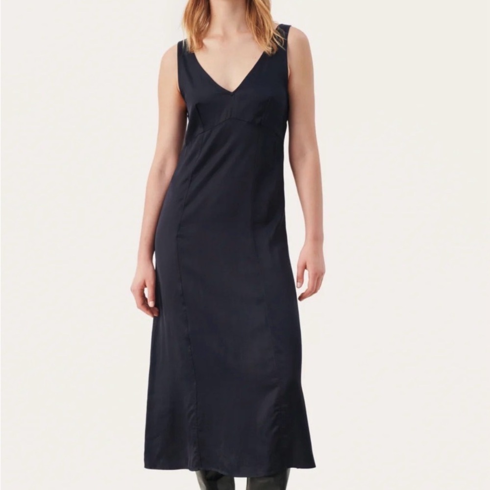 Part Two Elegant Navy Sleeveless Dress